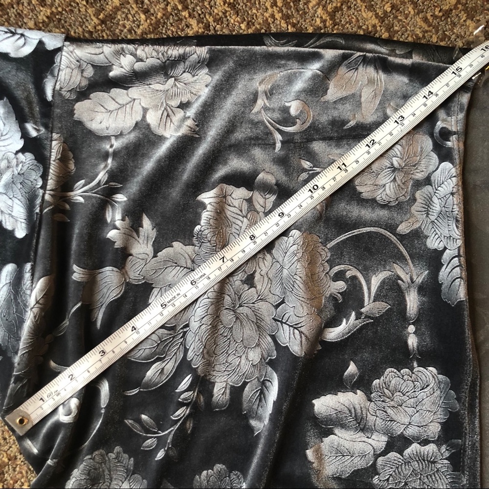 Velvet Kimono Duster - Picture 6 of 8